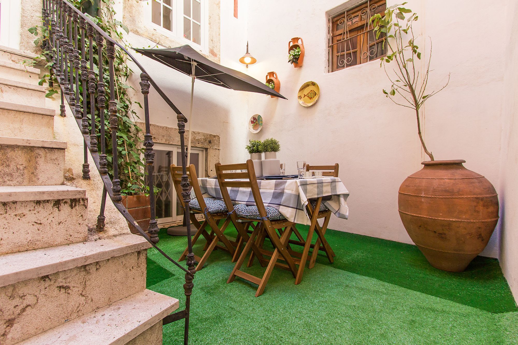 Bairro Alto Vintage By Homing Apartment Lisbon Luaran gambar